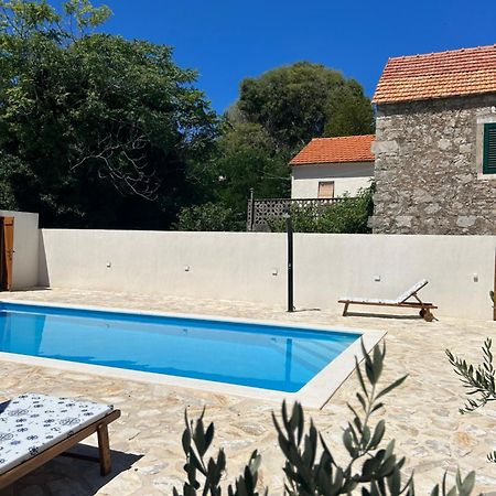 Holiday Home Hauser Vrbanj Esterno foto